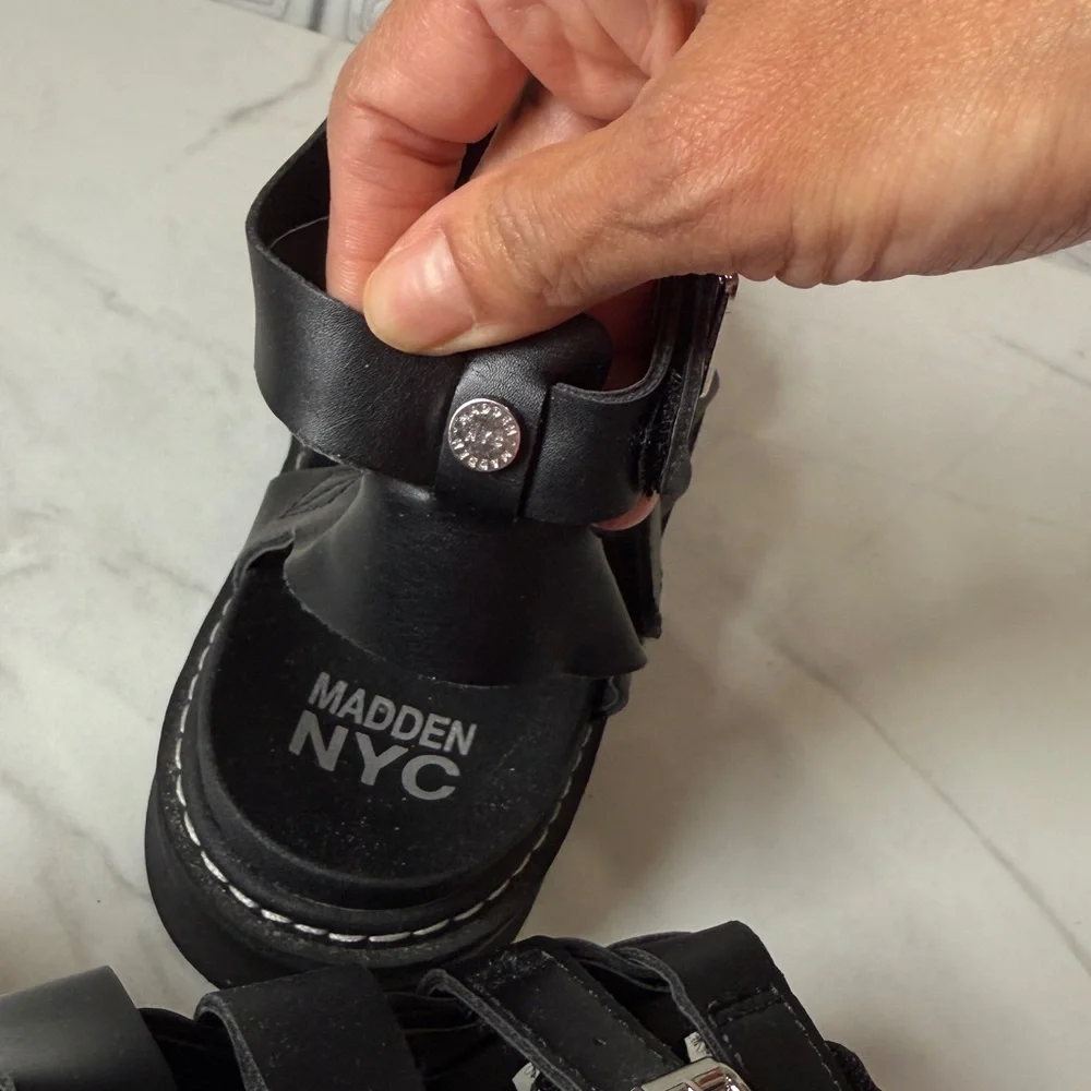 Black Chunky Sandals with Buckles - Picture 8 of 8